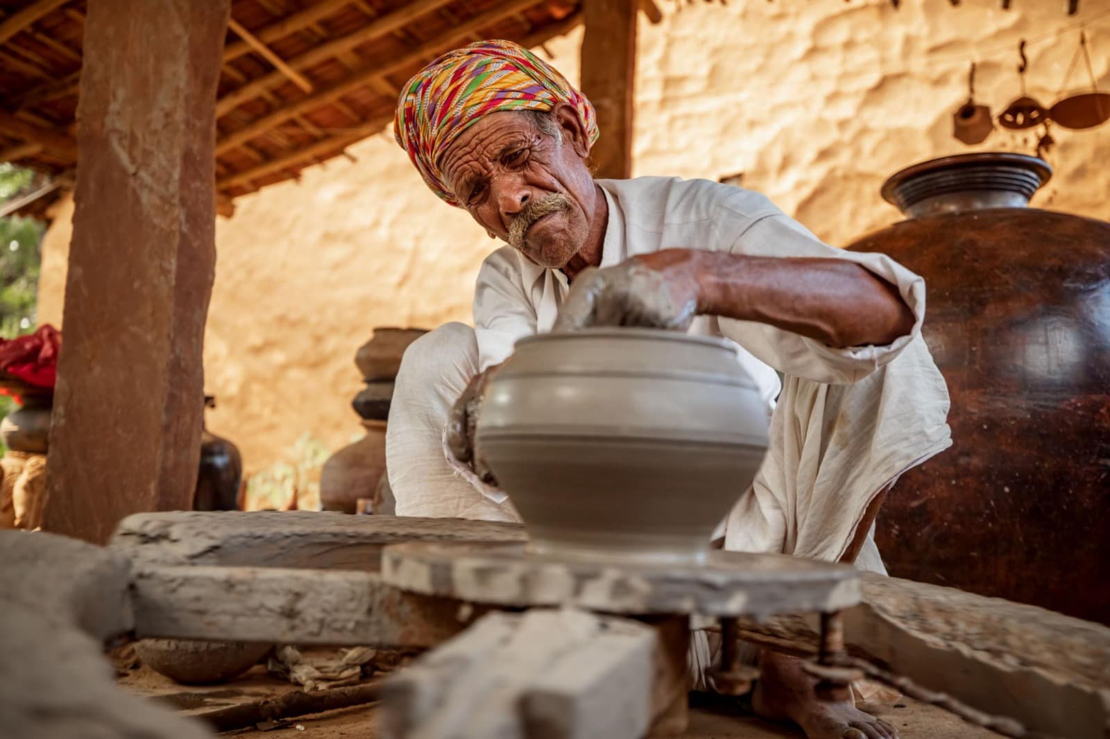 Artisan Collaboratives in Traditional Workshop